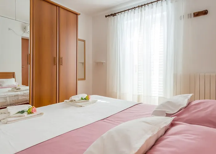 Luna Appartement *